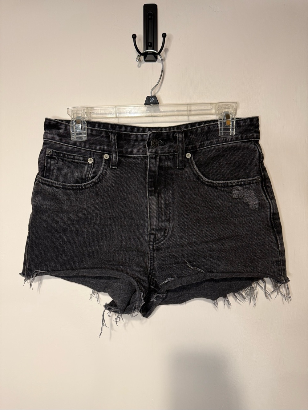 Madewell Relaxed Denim Shorts 2" Haywood Wash Black Size 26 Cut-Offs Distressed - Picture 3 of 11